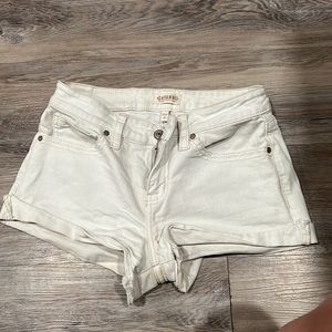 Don’t fit anymore but still good condition, has some stains but not noticeable